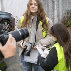 Kinder erkunden ihre Stadt